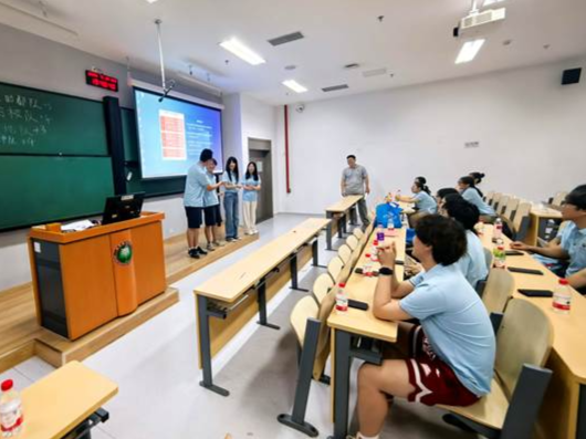 7bb0eb3a1a389ebf4e5b370865c586e